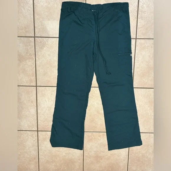 Scrub set - Picture 4 of 6